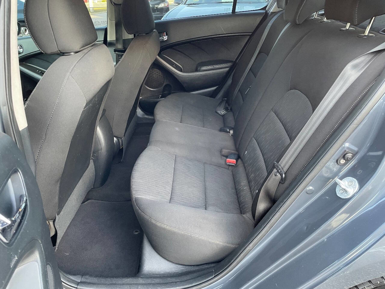 Used 2016 Kia Forte LX image 24