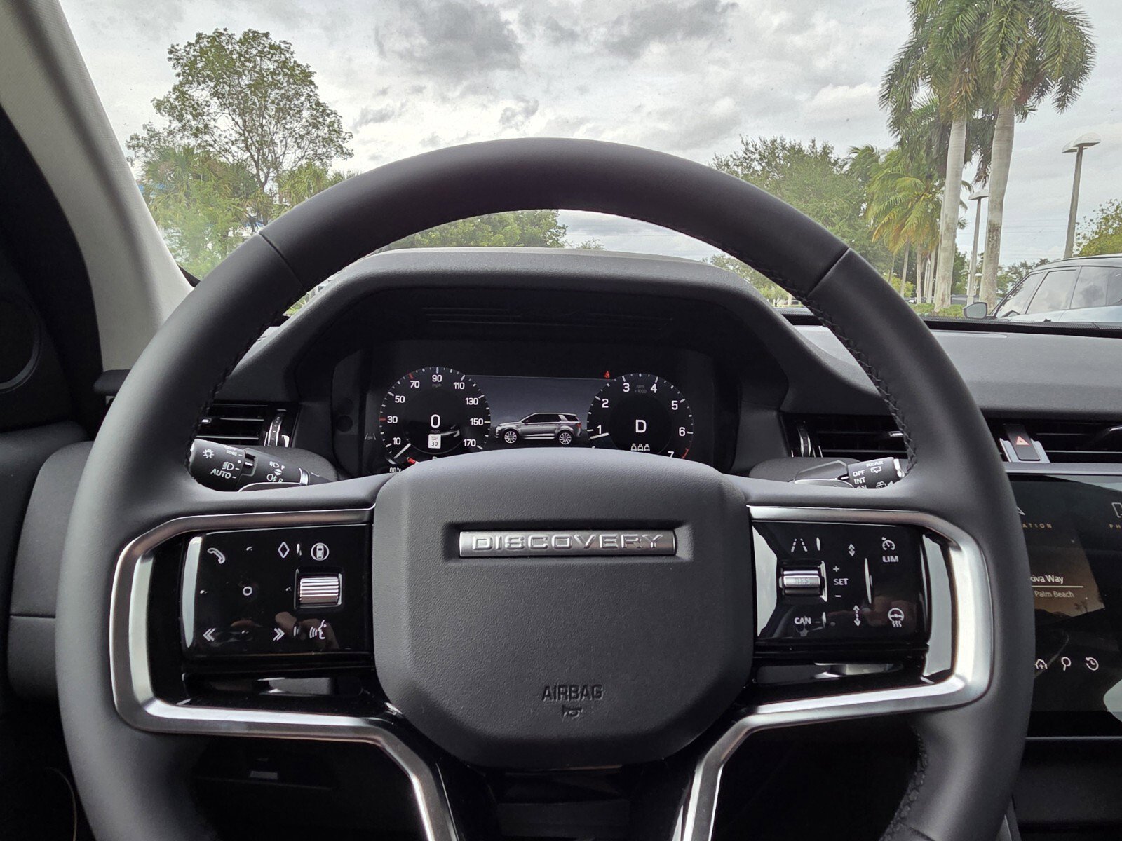 New 2025 Land Rover Discovery Sport S AWD/4WD image 21