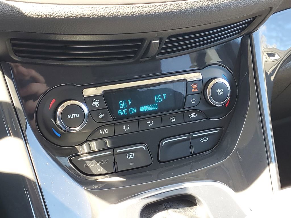 Used 2013 Ford Escape Titanium AWD/4WD image 23