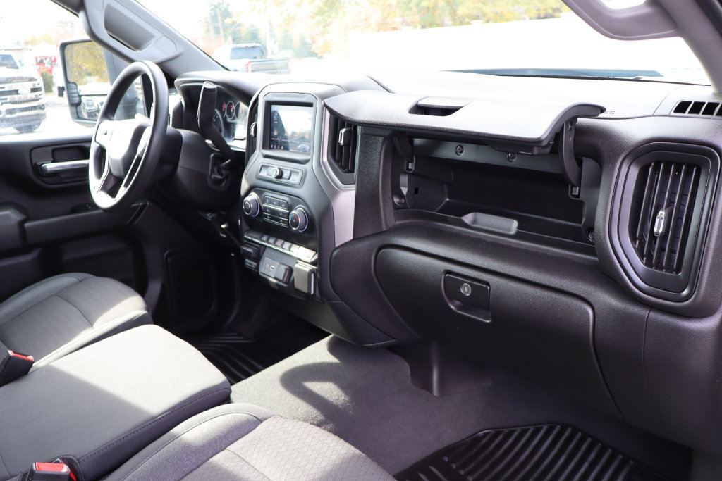 Used 2024 Chevrolet Silverado 2500 Custom w/ Custom Convenience Package AWD/4WD image 32