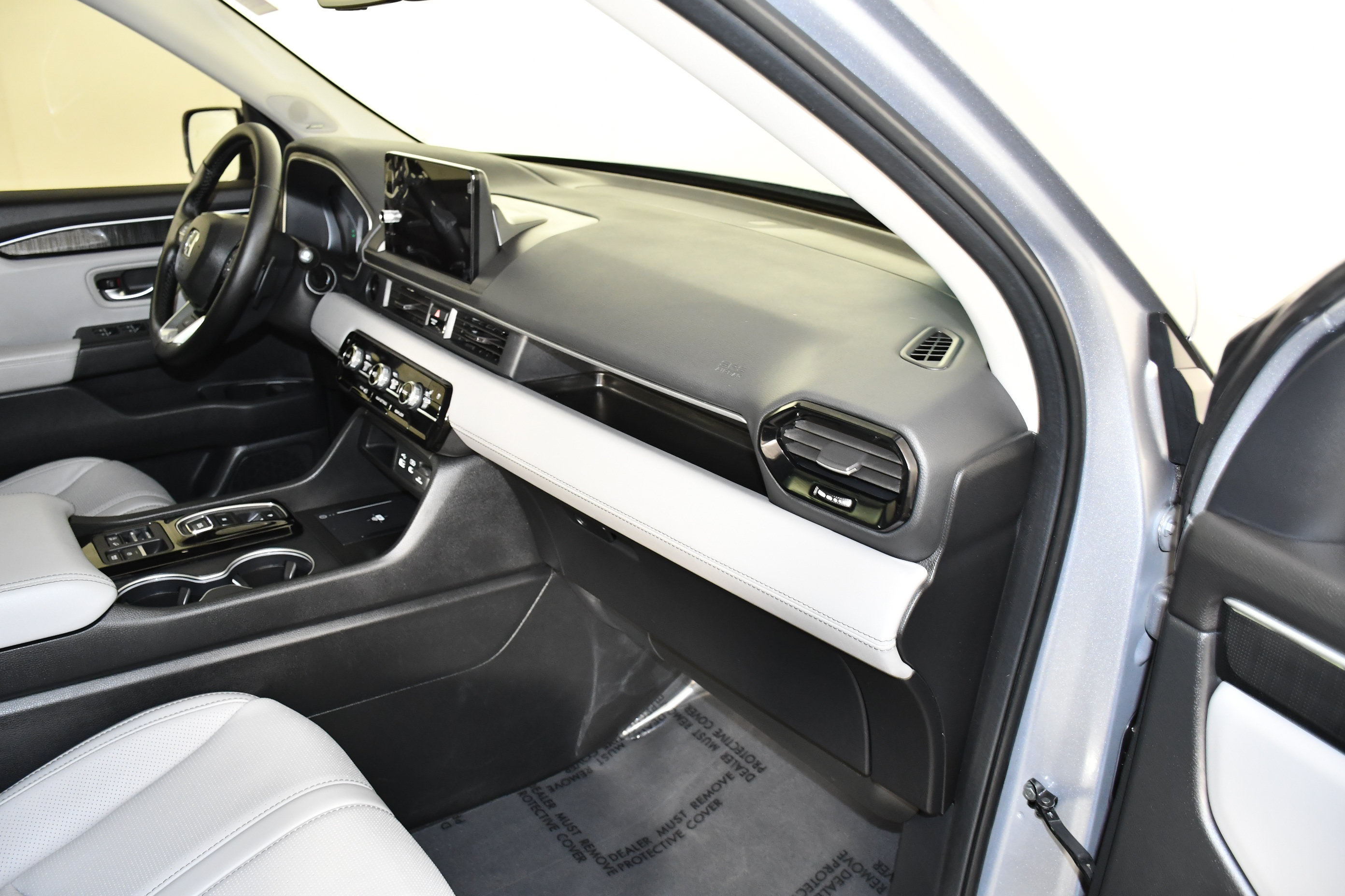 Certified 2025 Honda Pilot Elite image 42