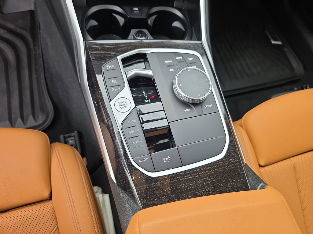 Used 2024 BMW 330i xDrive Sedan w/ M Sport Package image 30
