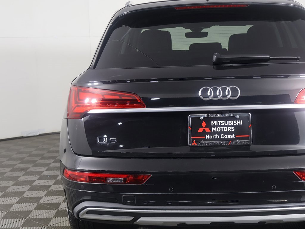 Used 2023 Audi Q5 2.0T Premium w/ Convenience Package image 16