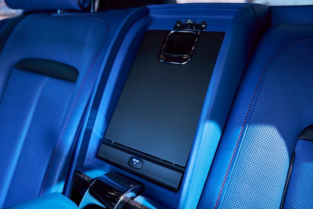 Used 2021 Rolls-Royce Cullinan Black Badge image 59