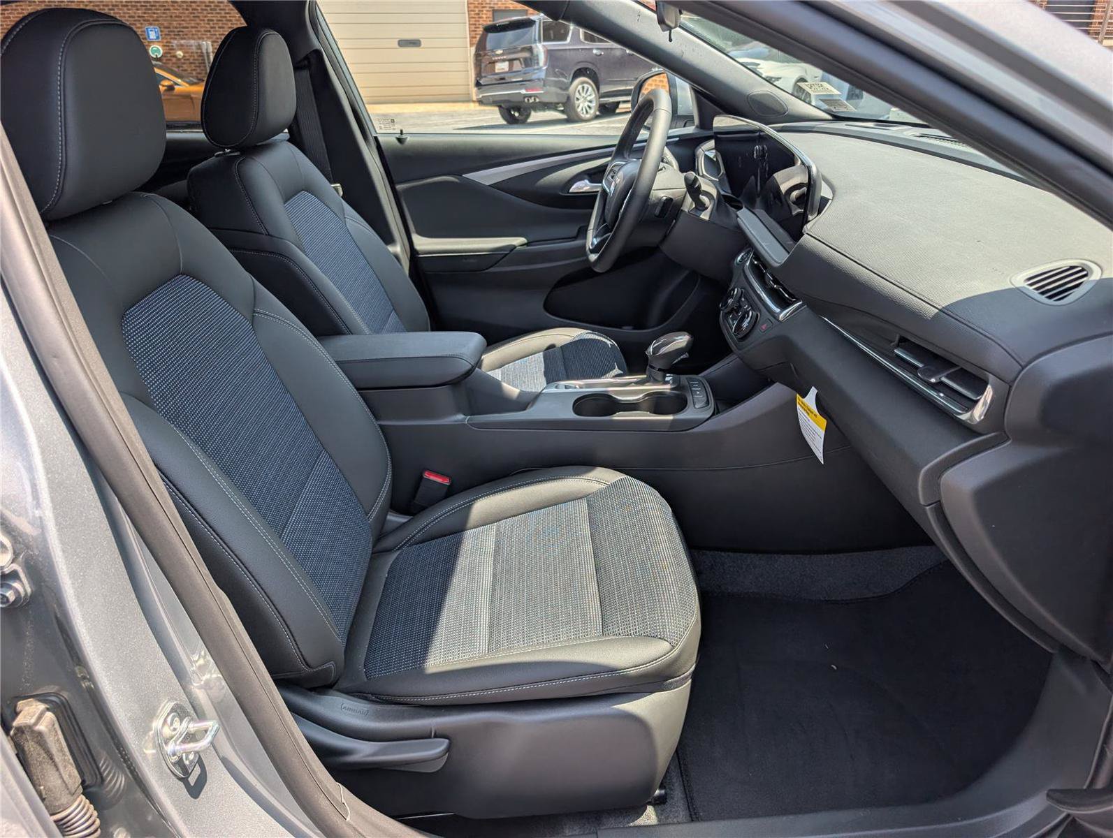 New 2026 Buick Envista Sport Touring w/ Convenience I Package FWD image 7