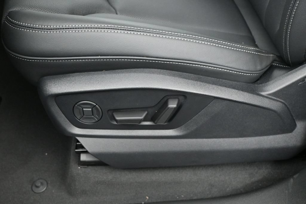 New 2027 Audi Q8 Premium Plus AWD/4WD image 8