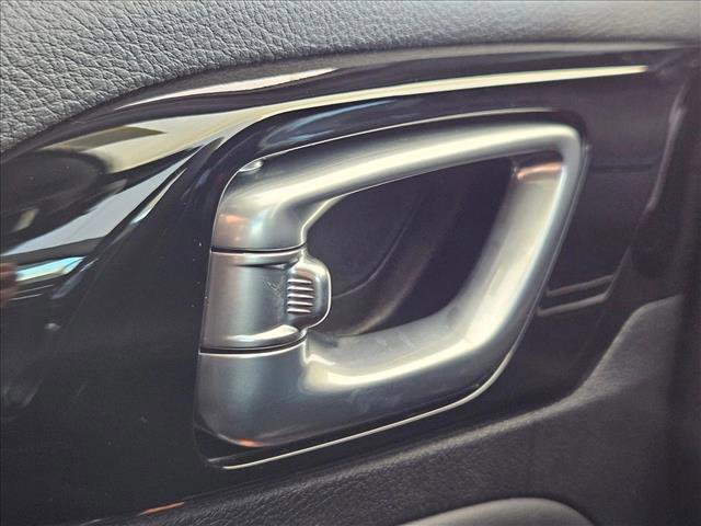 New 2026 Jeep Compass Latitude image 13