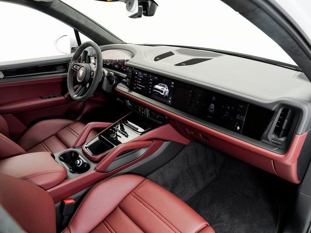 New 2026 Porsche Cayenne GTS image 21