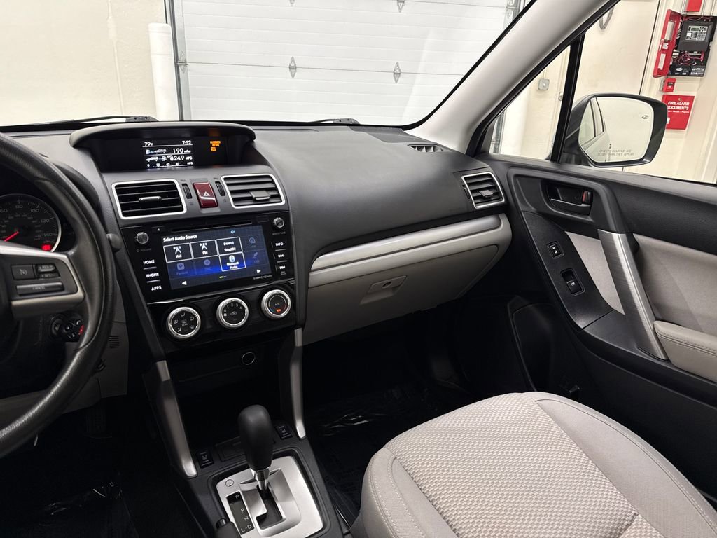 Used 2016 Subaru Forester 2.5i Premium w/ Popular Package #1 AWD/4WD image 15