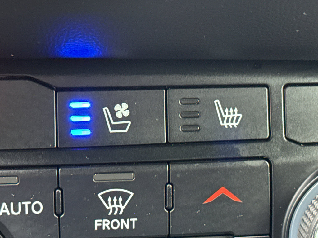 Used 2024 Dodge Durango R/T image 37