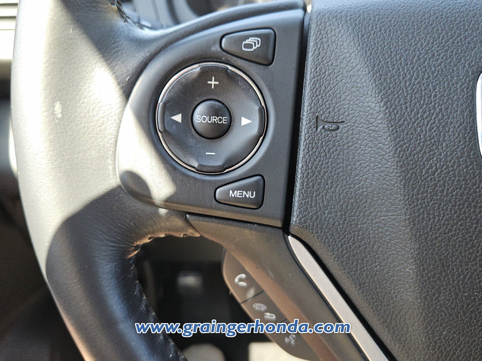 Used 2015 Honda CR-V Touring image 19