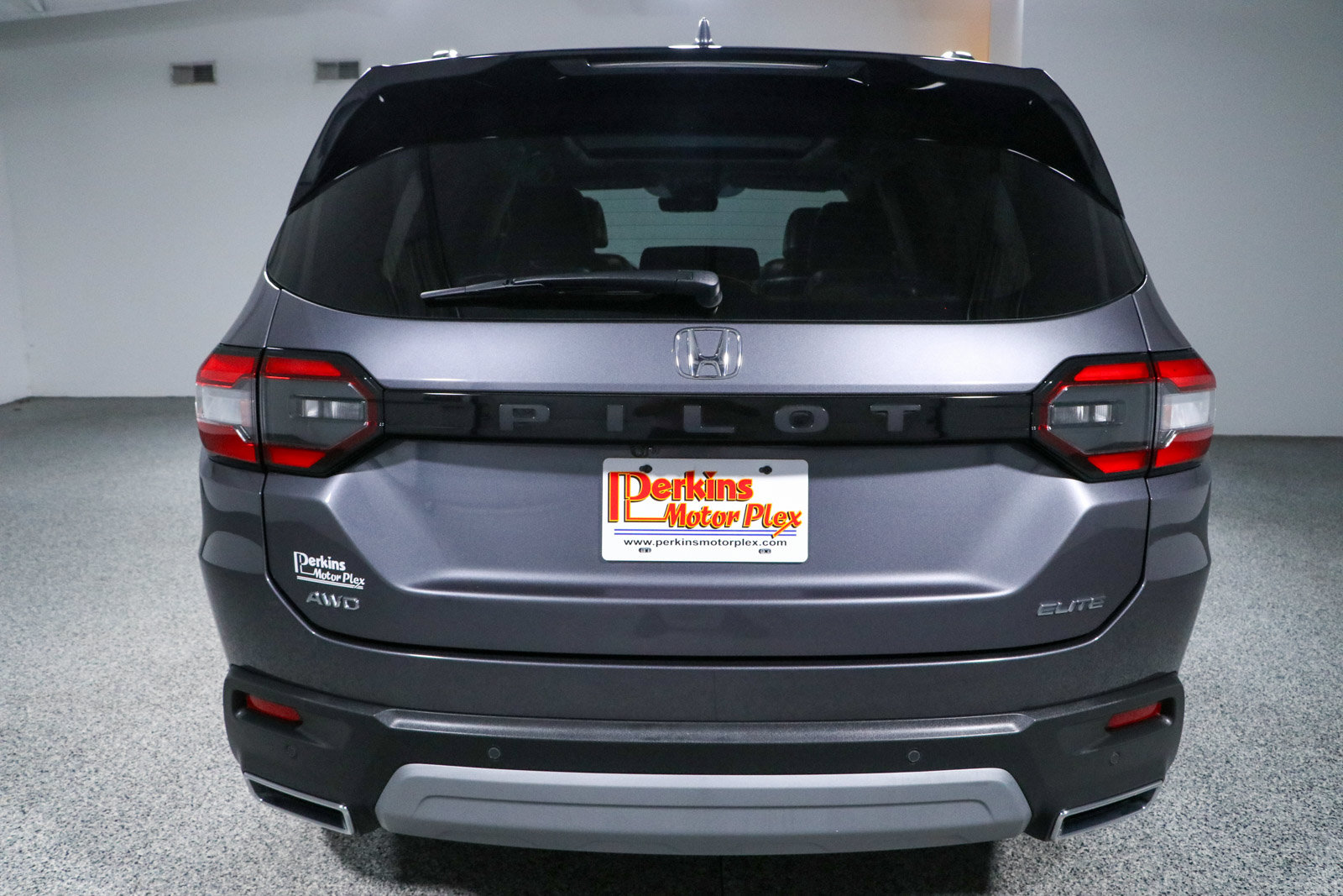 Used 2023 Honda Pilot Elite image 8
