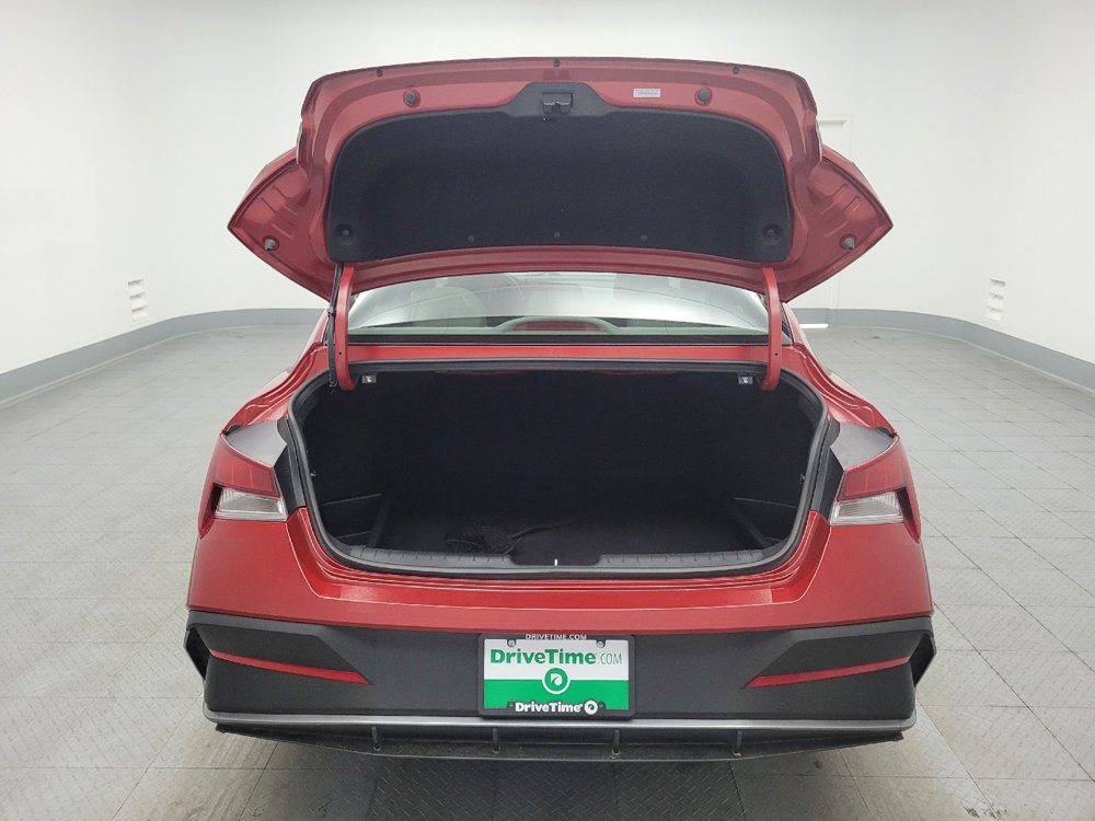 Used 2025 Hyundai Elantra Sport FWD image 29