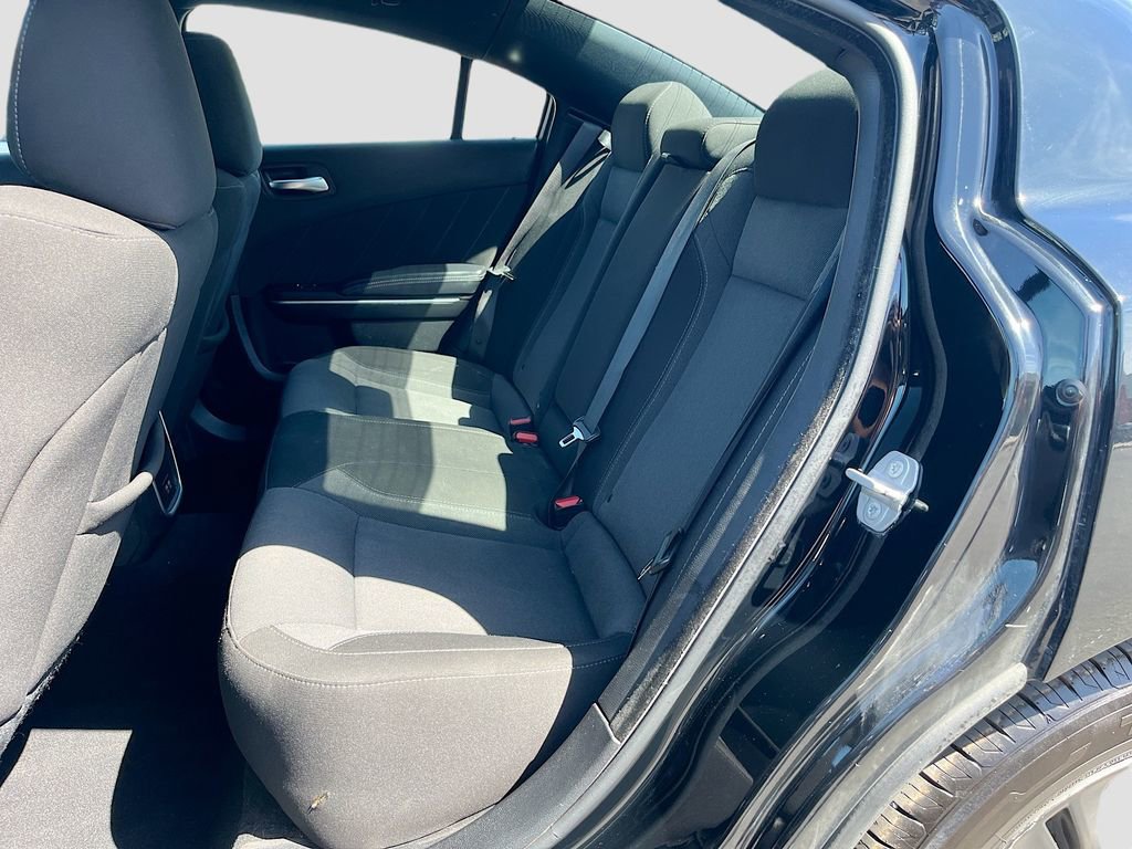 Used 2022 Dodge Charger SXT RWD image 21