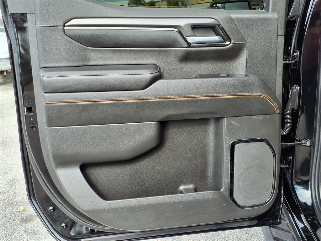 Used 2022 GMC Sierra 1500 AT4 w/ AT4 Preferred Package image 22