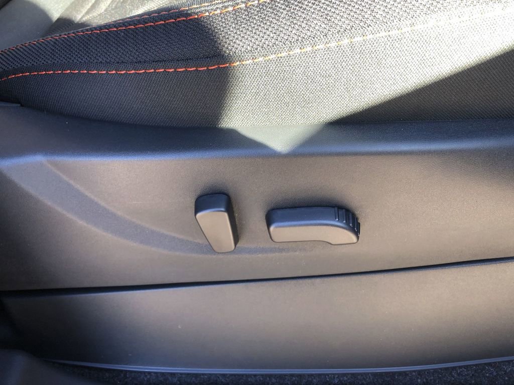 Certified 2025 Nissan Frontier PRO-4X image 19