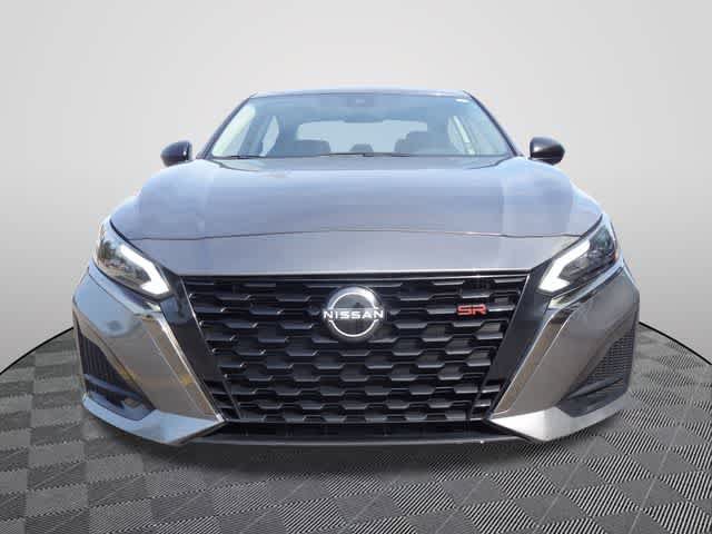 Used 2023 Nissan Altima 2.5 SR FWD image 5