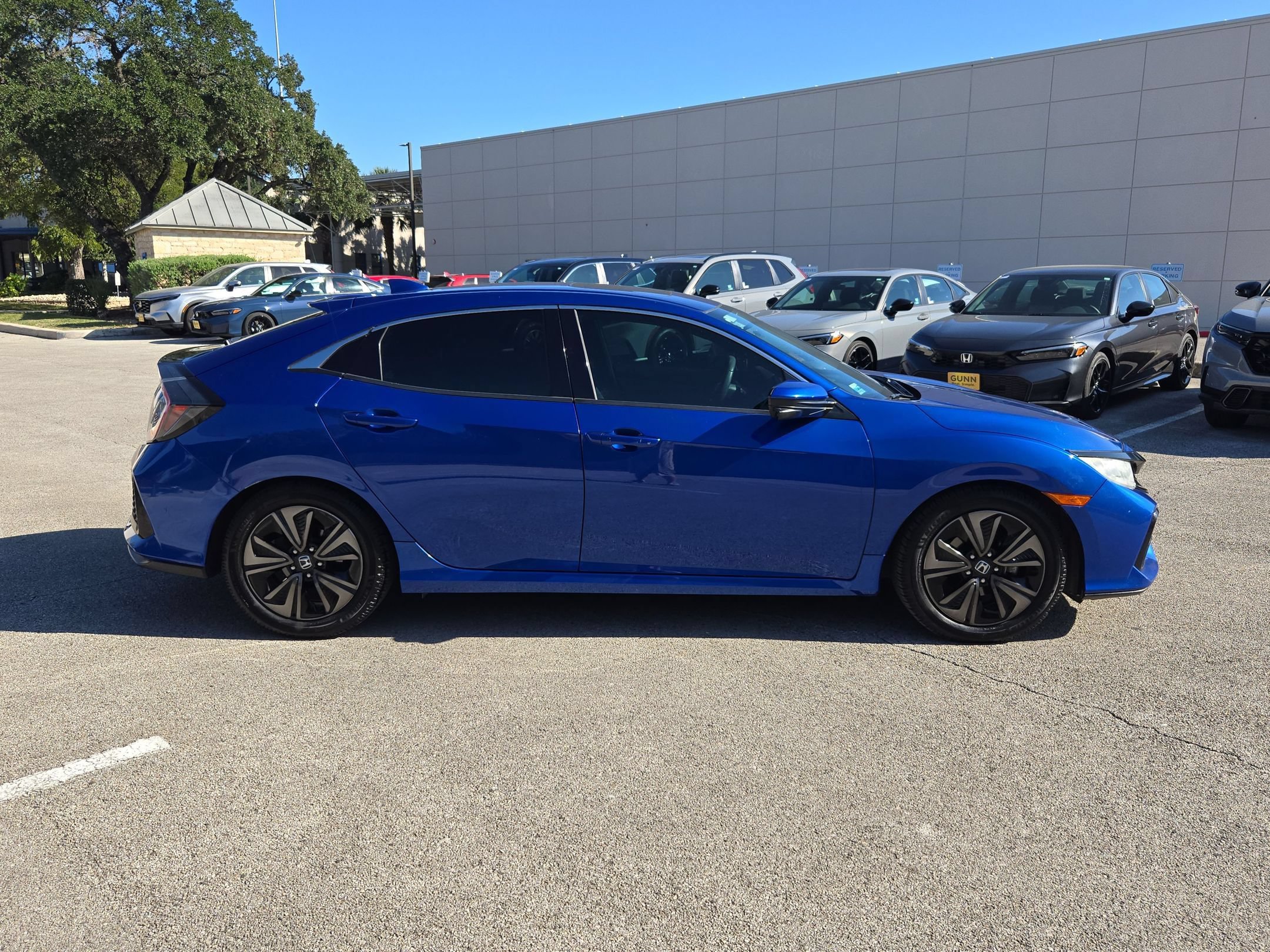 Used 2018 Honda Civic EX image 2