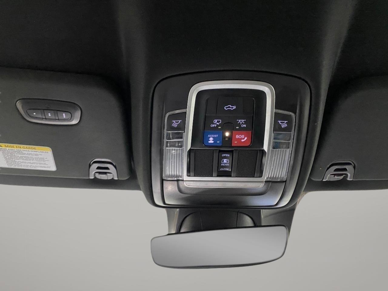 Used 2023 RAM 1500 Laramie AWD/4WD image 13