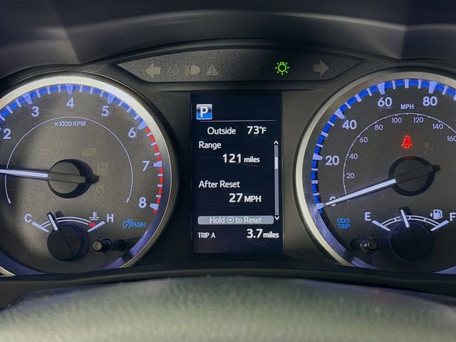 Used 2019 Toyota Highlander LE FWD image 14