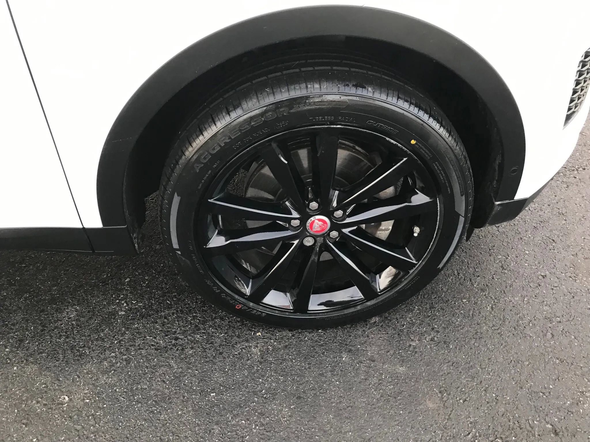 Used 2018 Jaguar E-PACE S image 47