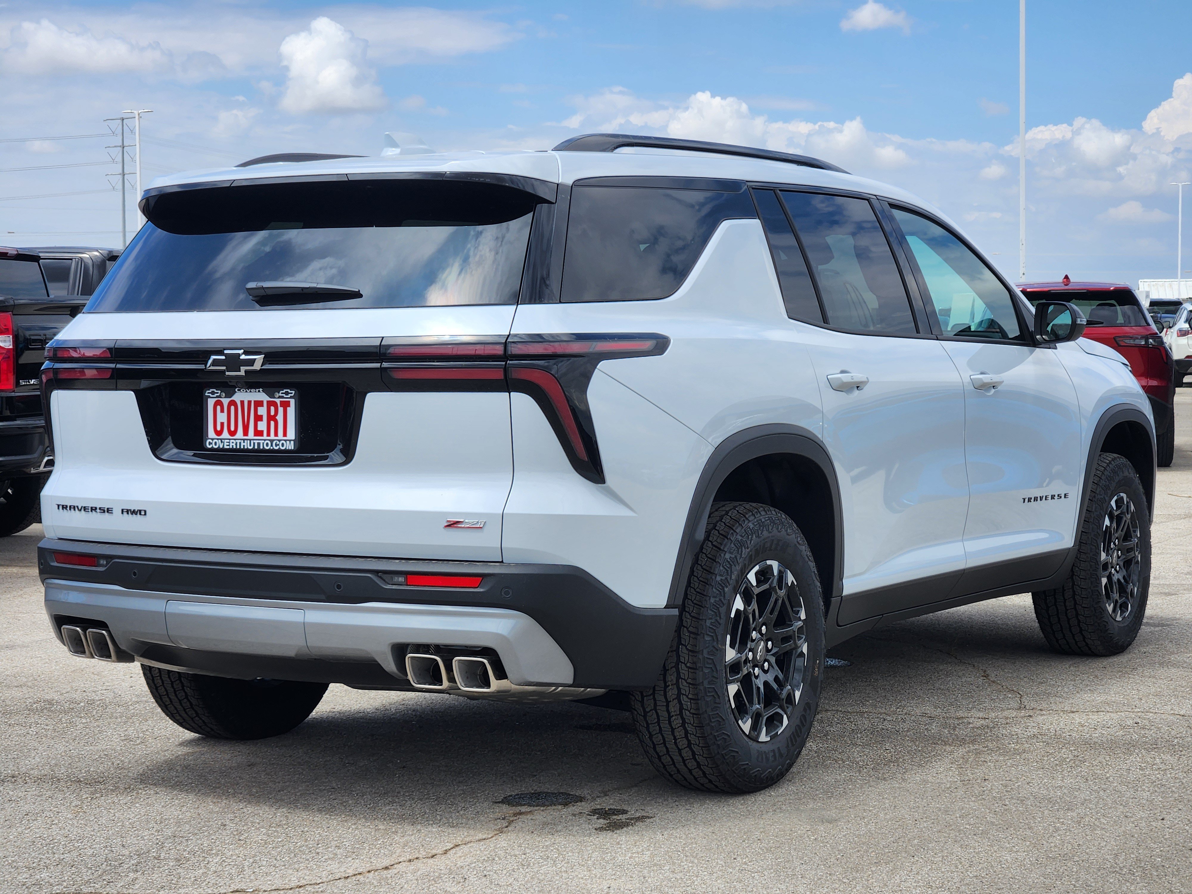 New 2027 Chevrolet Traverse Z71 AWD/4WD image 3