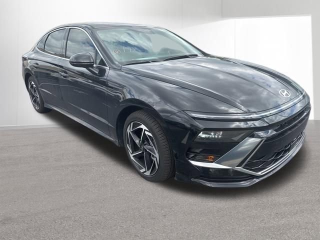 Used 2026 Hyundai Sonata SEL FWD image 6