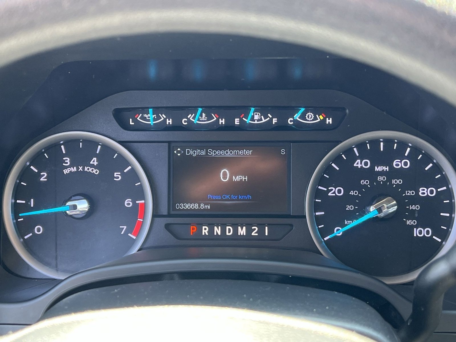 Used 2019 Ford F250 XLT w/ XLT Premium Package image 25