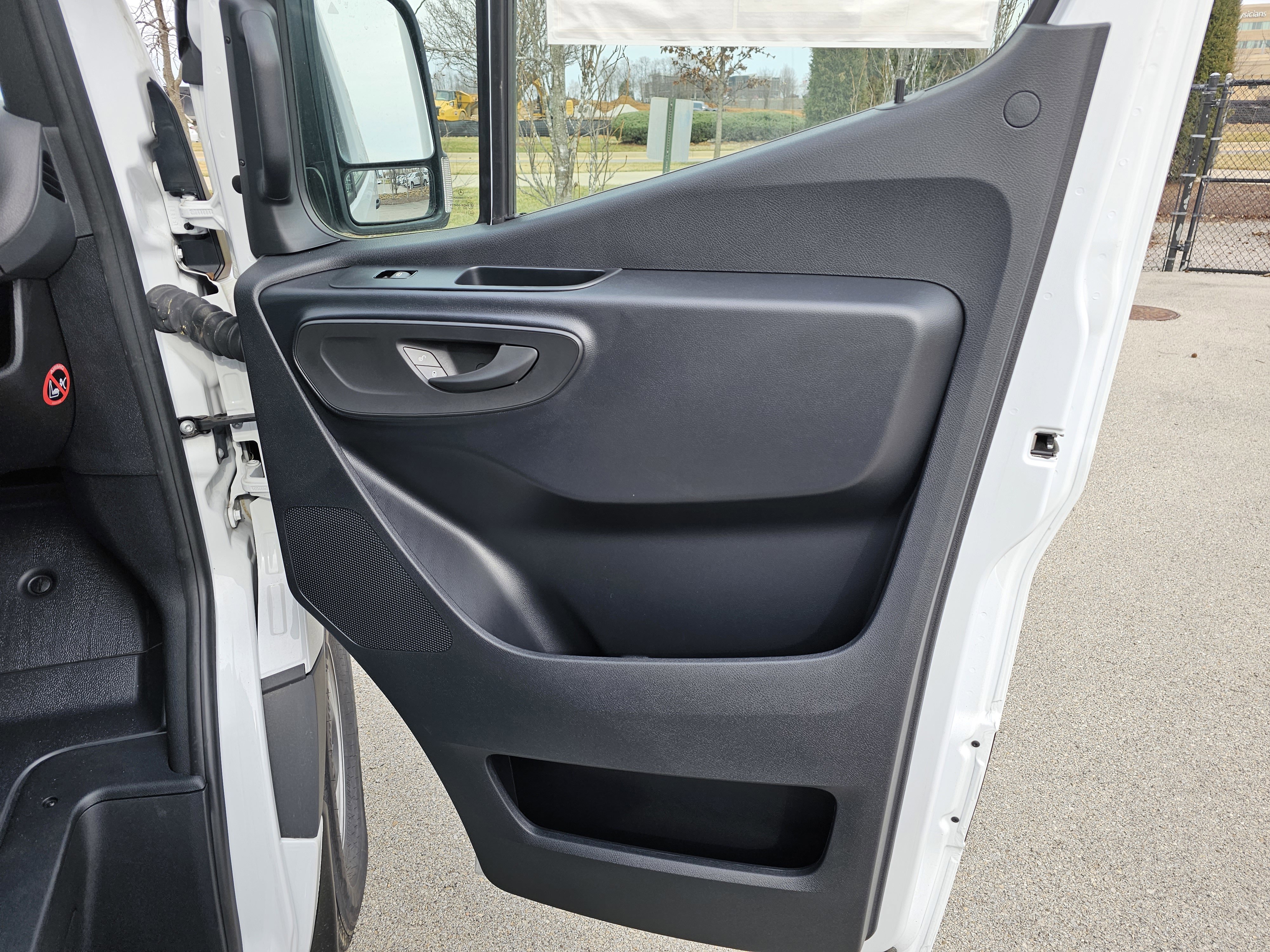 New 2025 Mercedes-Benz Sprinter 2500 image 30