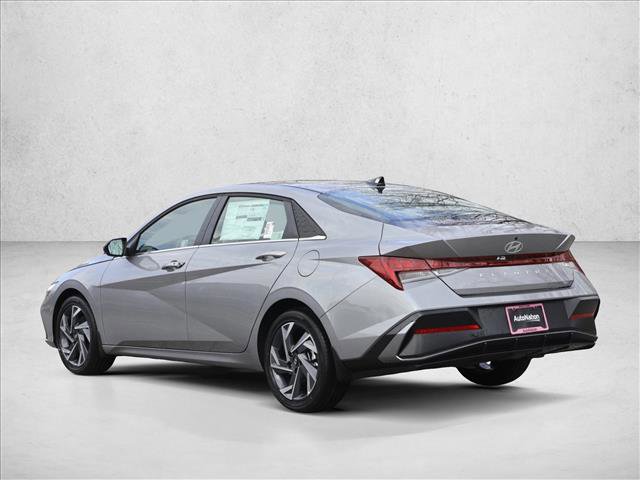 New 2025 Hyundai Elantra SEL FWD image 7