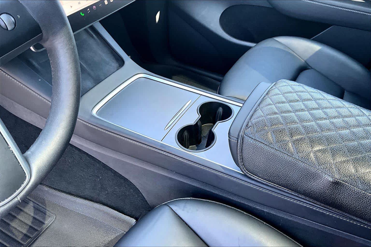 Used 2022 Tesla Model Y Long Range AWD/4WD image 17