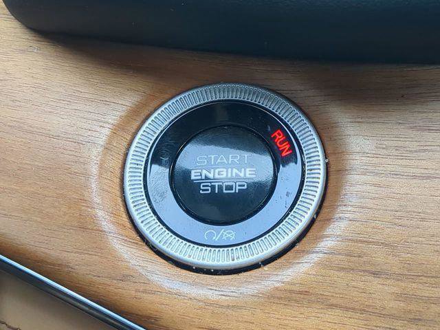 Certified 2024 Jeep Grand Cherokee Summit AWD/4WD image 37