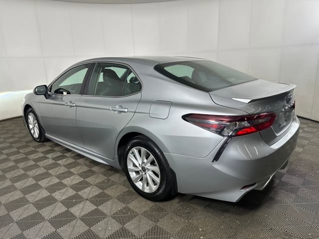 Used 2024 Toyota Camry SE image 5