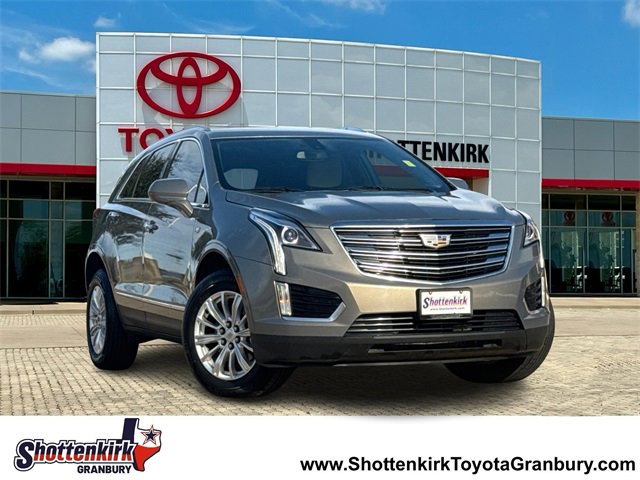 Used 2018 Cadillac XT5 FWD image 1