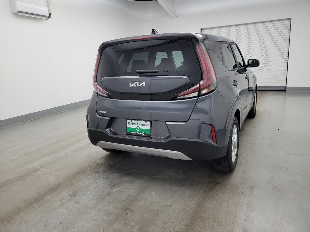 Used 2025 Kia Soul LX w/ LX Technology Package image 7