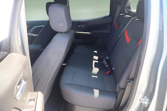 Used 2024 Chevrolet Colorado Z71 w/ Z71 Convenience Package 2 AWD/4WD image 11