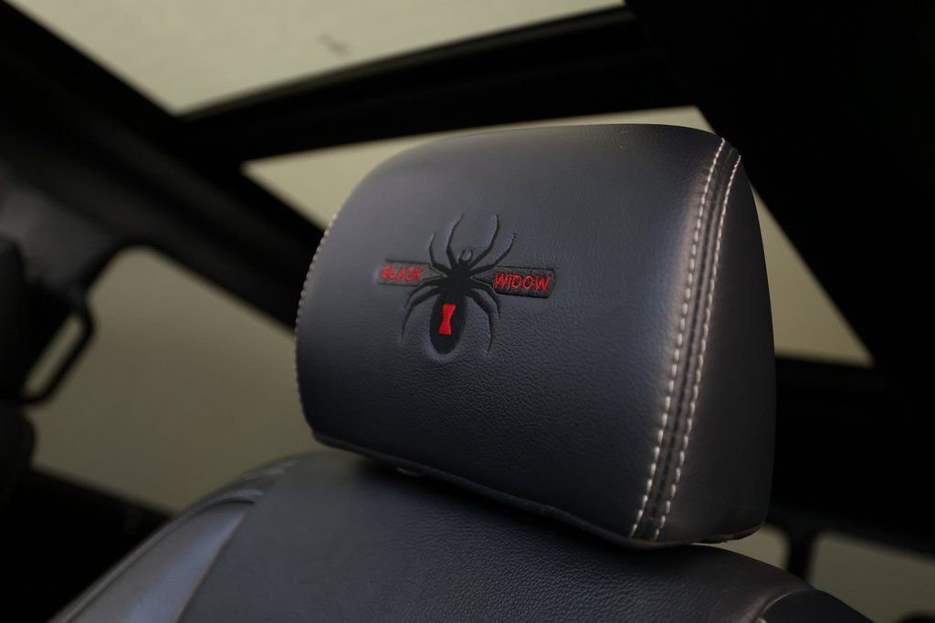 Used 2022 Ford F250 Lariat w/ Black Appearance Package image 34