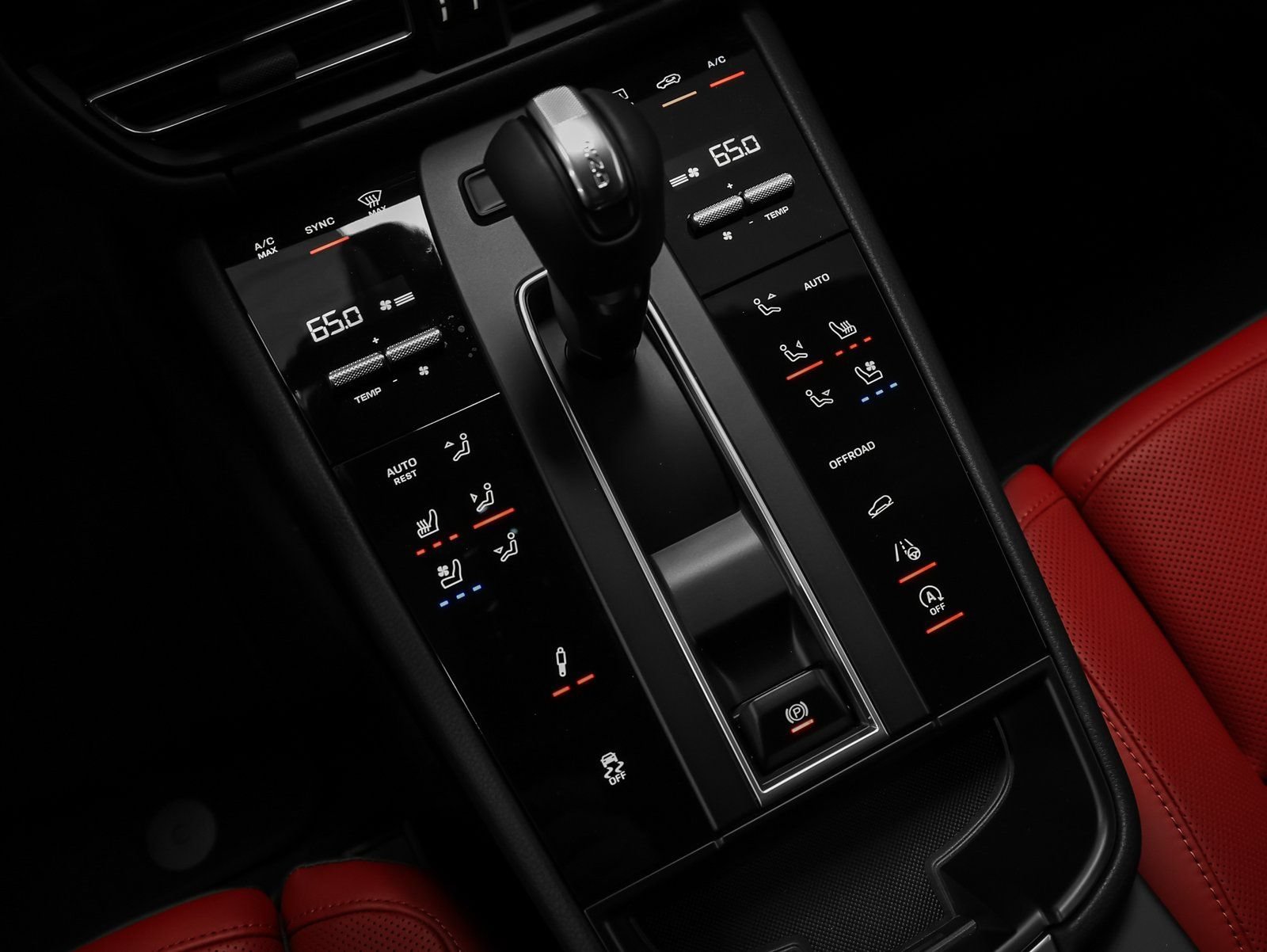 Certified 2026 Porsche Macan Turbo AWD/4WD image 38
