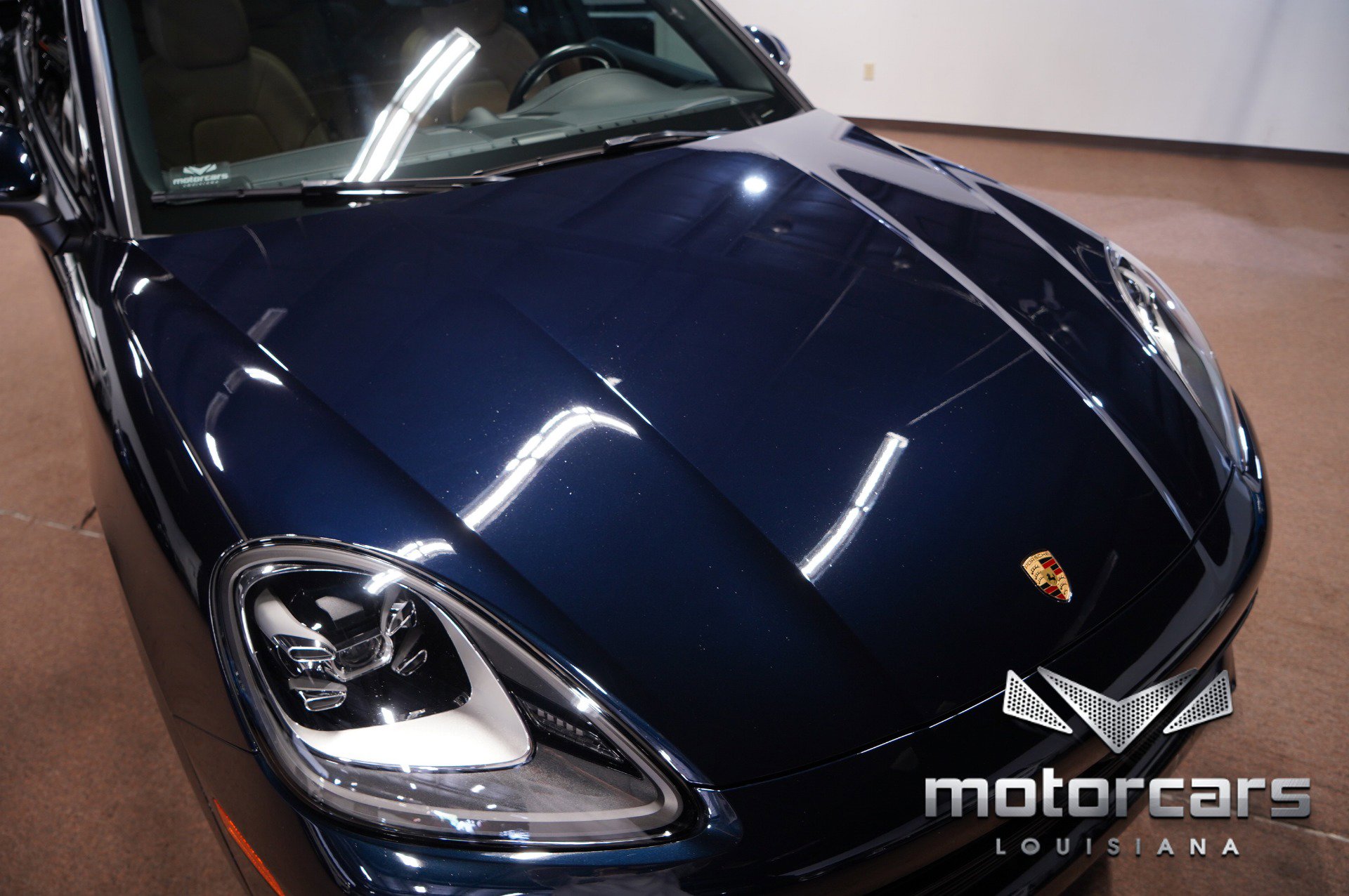 Used 2021 Porsche Cayenne Coupe w/ Premium Package image 11