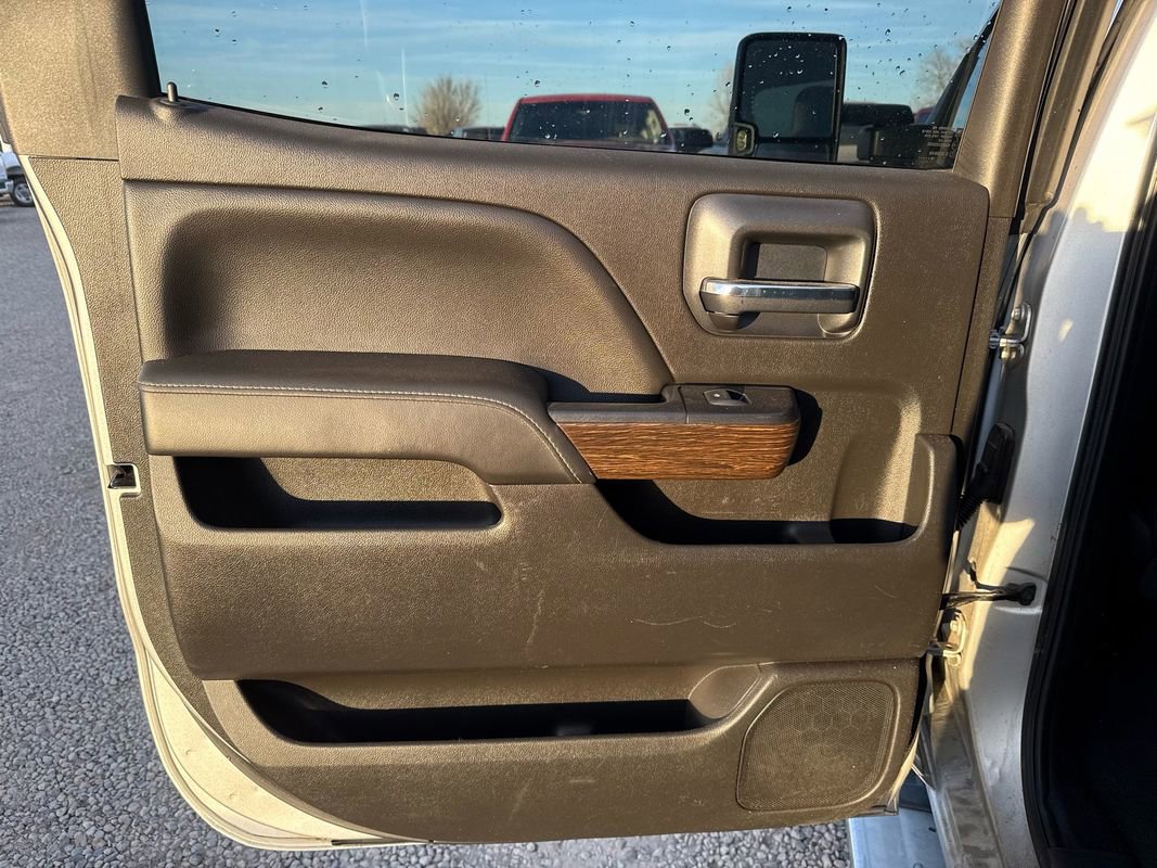 Used 2019 GMC Sierra 3500 Denali w/ Duramax Plus Package image 24