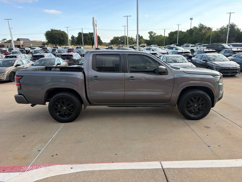 Used 2022 Nissan Frontier SV RWD image 6
