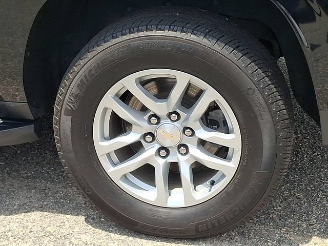 Used 2023 Chevrolet Suburban LT RWD image 27