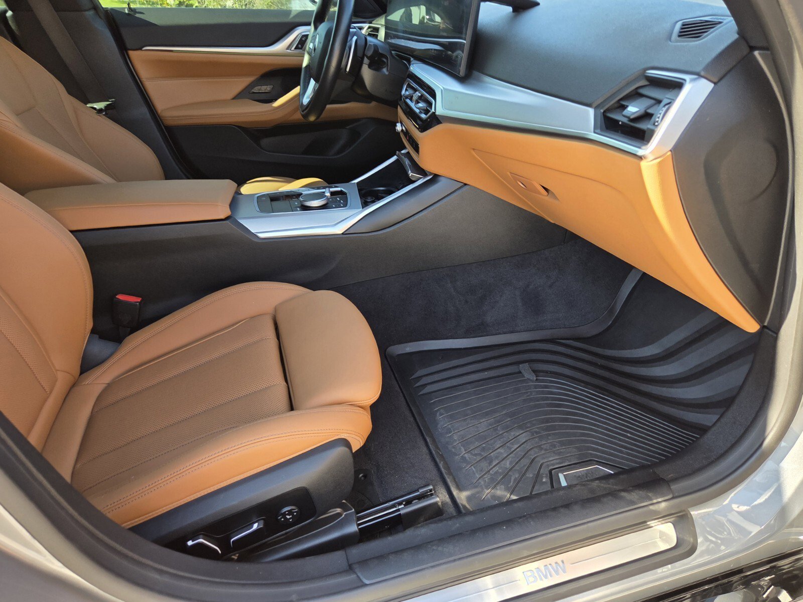 Used 2024 BMW 430i Gran Coupe xDrive w/ Premium Package image 3