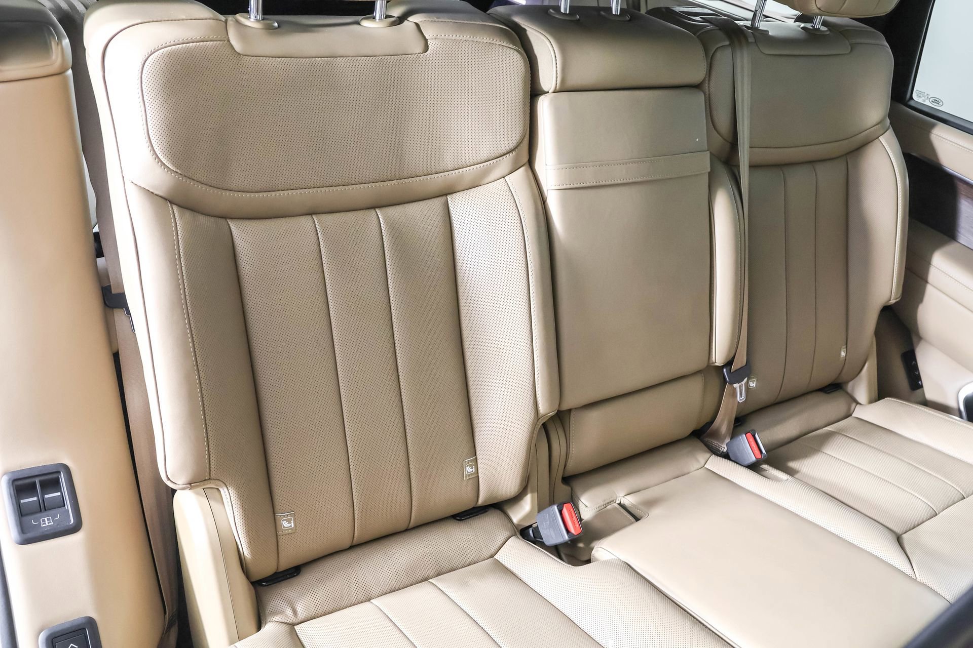 Used 2024 Land Rover Range Rover Long Wheelbase SE image 45