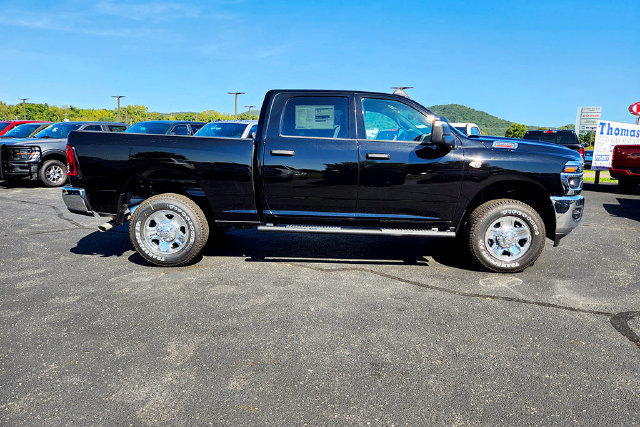 New 2027 RAM 2500 Tradesman AWD/4WD image 31