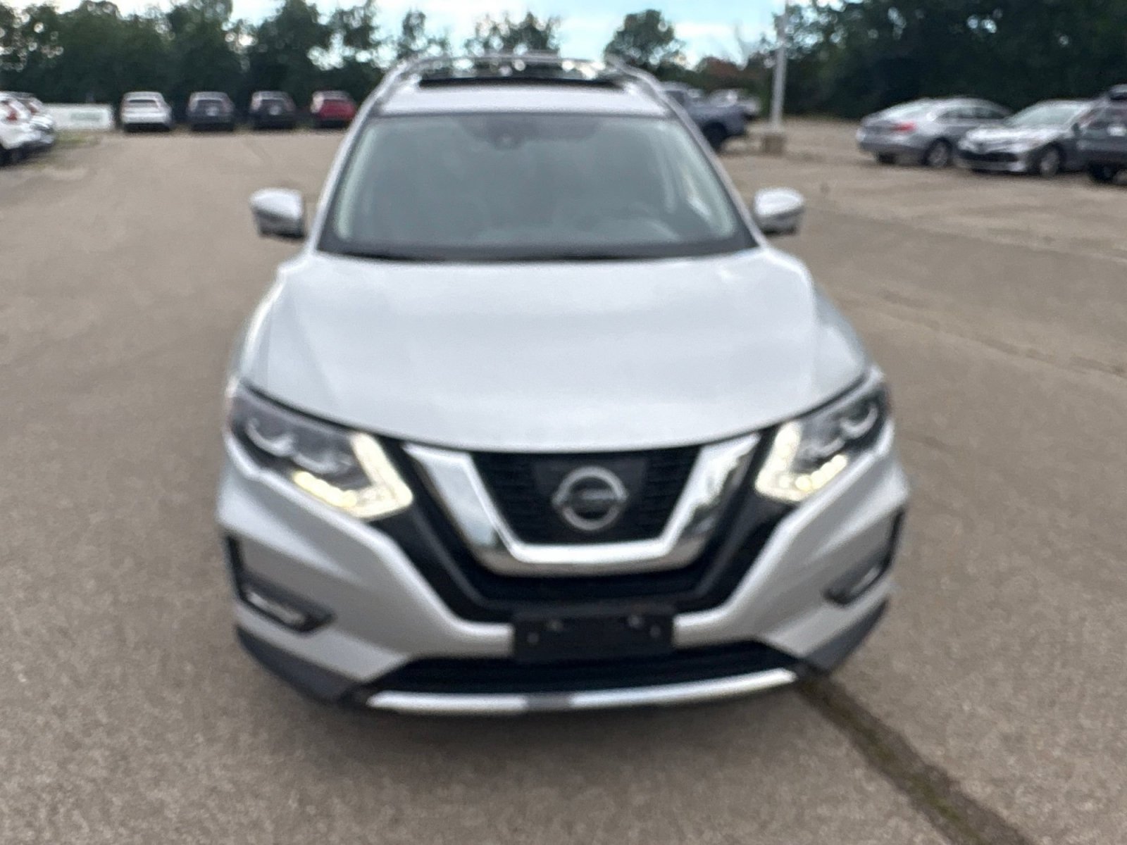 Used 2017 Nissan Rogue SL w/ SL Premium Package AWD/4WD image 15
