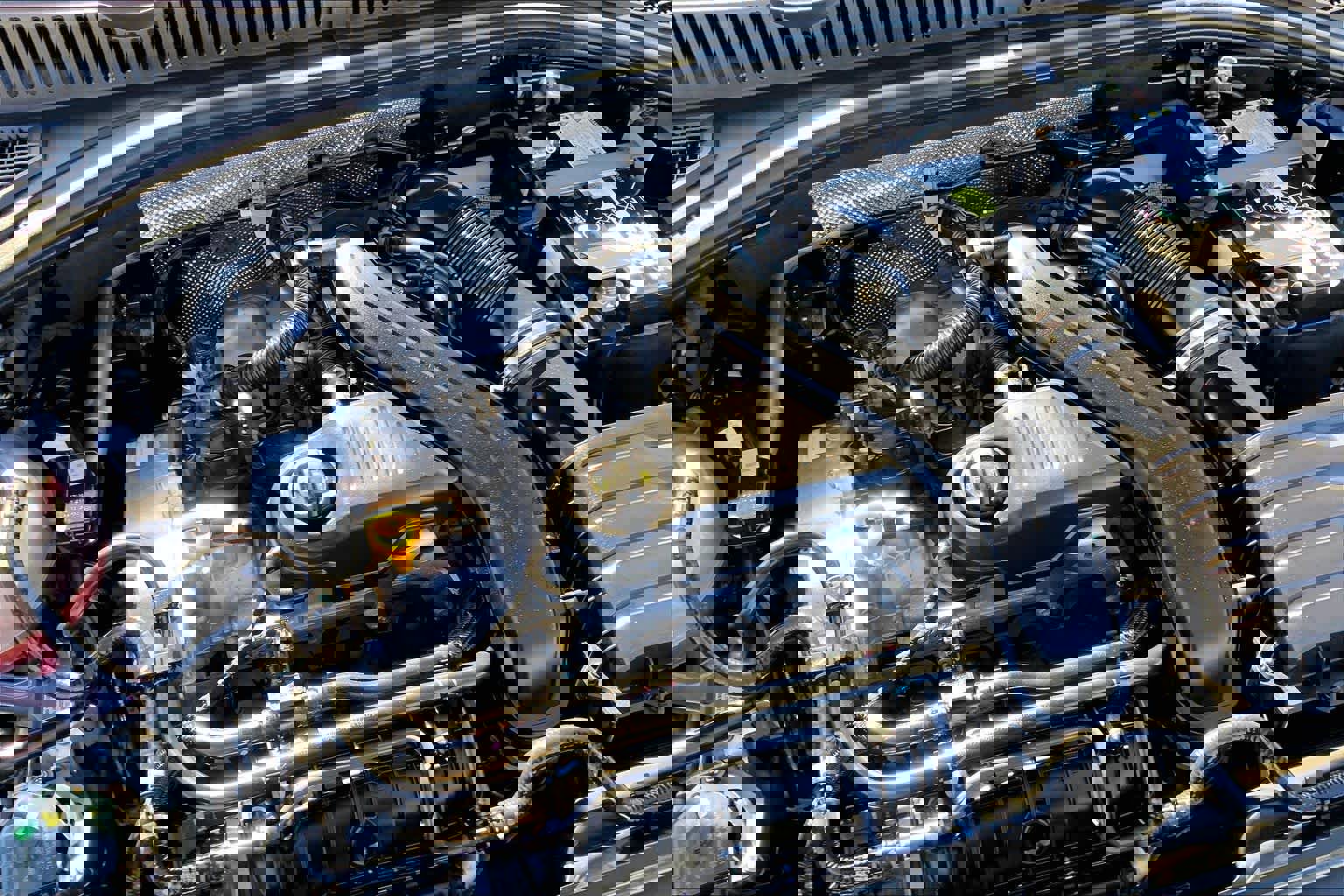 Used 2025 Volkswagen Jetta SE image 31