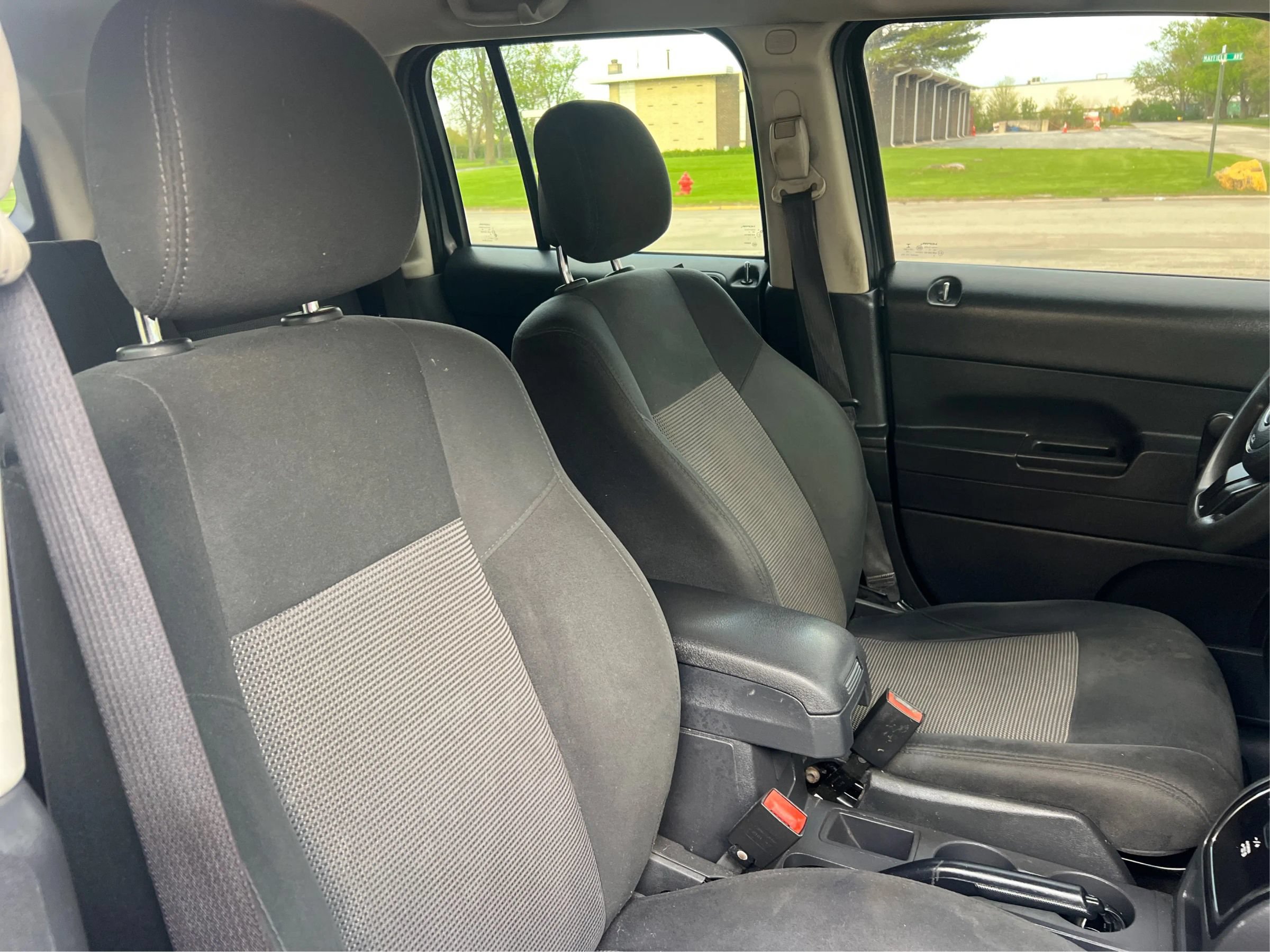 Used 2015 Jeep Patriot Sport FWD image 11