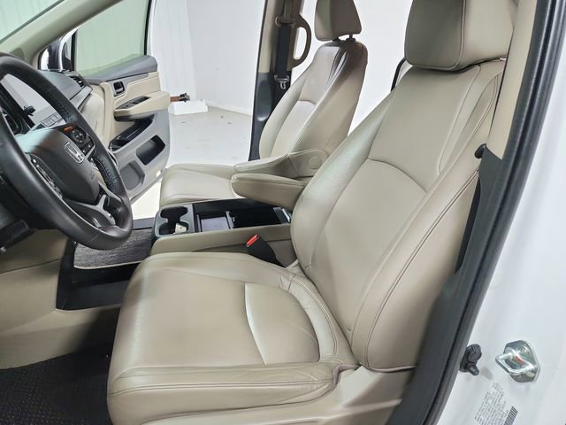 Used 2023 Honda Odyssey Touring image 19