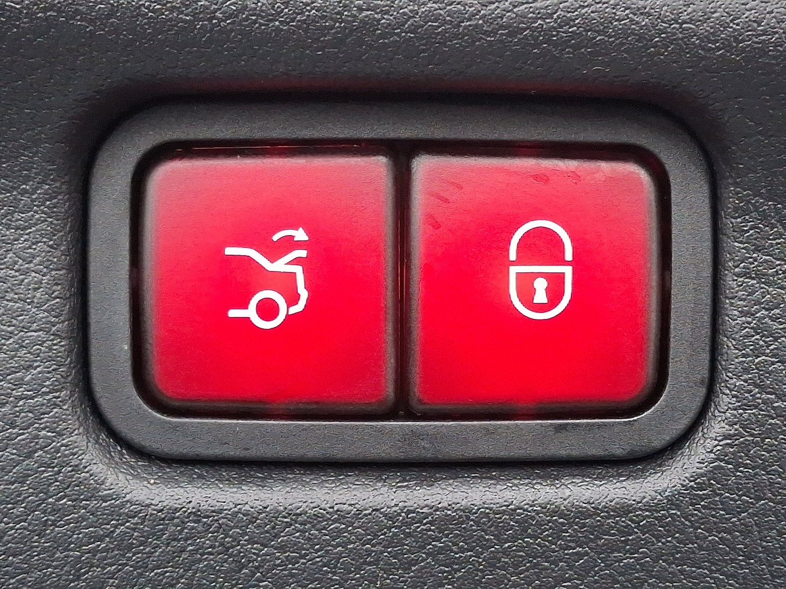 Used 2023 Mercedes-Benz C 43 AMG 4MATIC Sedan image 29